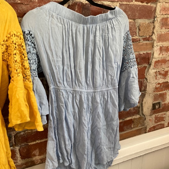 Set of 2 Hint of Blush Women’s Rompers (1 NWT) Size XL - Picture 8 of 8